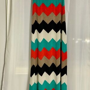 Windsor multicolor chevron pattern maxi long skirt